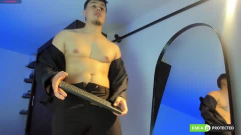 Snapshot of ryder_storm chatting on December 17, 2:12 pm Ryder Storm online show from December 17, 2:12 pm