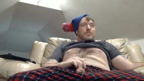 Snapshot of ryis2high chatting on December 24, 11:17 am Ryis2High online show from December 24, 11:17 am