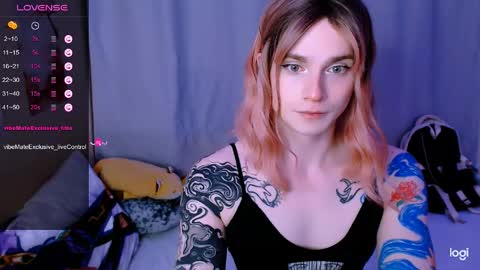  Alice  online show from April 24, 5:59 pm