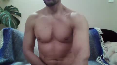 Snapshot of s43_ chatting on January 11, 10:18 pm s43_ online show from January 11, 10:18 pm