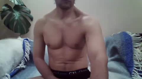 Snapshot of s43_ chatting on March 3, 11:46 pm s43_ online show from March 3, 11:46 pm