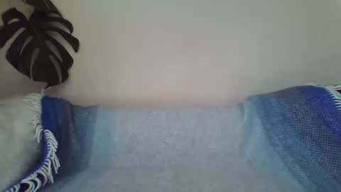 Snapshot of s43_ chatting on March 4, 11:51 am s43_ online show from March 4, 11:51 am