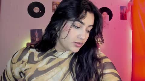 Snapshot of s_demoni1 chatting on December 2, 8:00 pm S H A R O N model independient online show from December 2, 8:00 pm