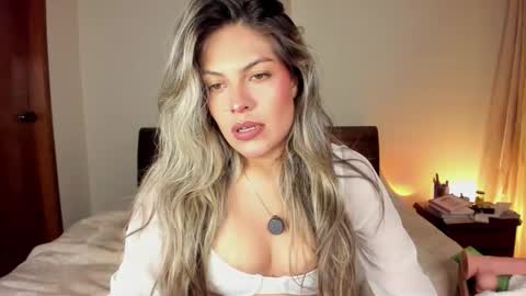 Leslie Beltrn online show from March 2, 4:36 am