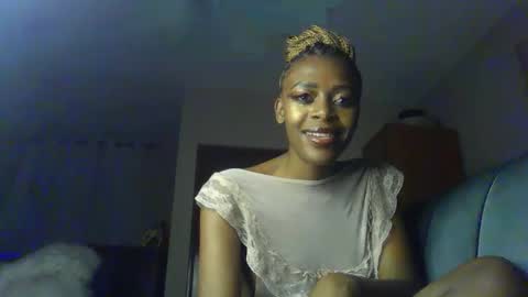 Snapshot of s_weetally chatting on October 22, 4:18 pm Ally online show from October 22, 4:18 pm