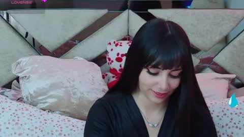 Snapshot of saabrina__ chatting on July 24, 4:27 pm Bri online show from July 24, 4:27 pm