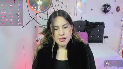 saaya_tay online show from October 29, 3:09 am