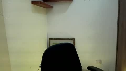 Snapshot of sabaha_ chatting on October 1, 12:16 am S A B A H A online show from October 1, 12:16 am