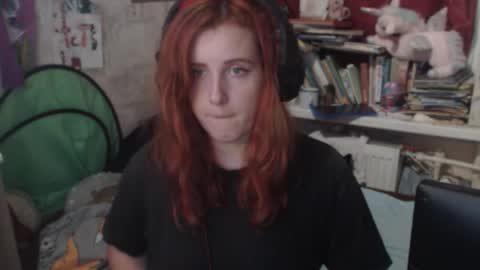 sabochka888 online show from December 3, 7:05 am