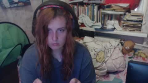 Snapshot of sabochka888 chatting on May 28, 8:00 am sabochka888 online show from May 28, 8:00 am