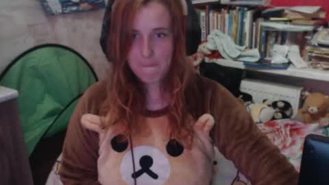 Snapshot of sabochka888 chatting on May 30, 8:11 am sabochka888 online show from May 30, 8:11 am