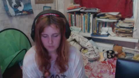 Snapshot of sabochka888 chatting on June 4, 5:41 pm sabochka888 online show from June 4, 5:41 pm