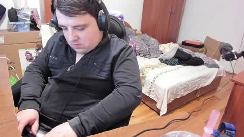 1141323  my Lord Mister Max   moms treasure online show from January 3, 1:48 am