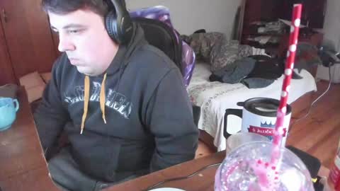 1141323  my Lord Mister Max   moms treasure online show from January 8, 9:00 am