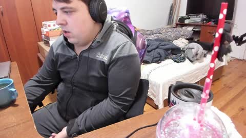 1141323  my Lord Mister Max   moms treasure online show from January 12, 3:28 am