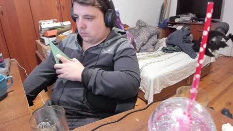 1141323  my Lord Mister Max   moms treasure online show from January 14, 11:37 pm