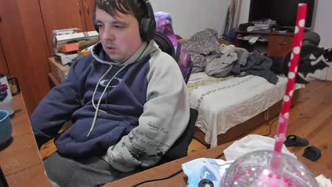 1141323  my Lord Mister Max   moms treasure online show from January 16, 2:51 pm