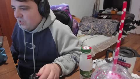 1141323  my Lord Mister Max   moms treasure online show from January 18, 2:58 am