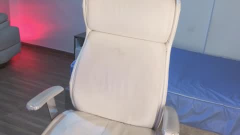 Snapshot of sabriin_miller_ chatting on September 20, 1:45 pm sabriin_miller_ online show from September 20, 1:45 pm