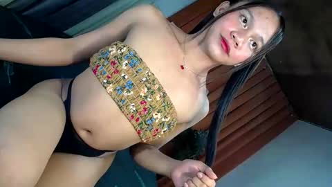 Snapshot of sabrina58 chatting on May 10, 6:57 pm sabrina58 online show from May 10, 6:57 pm
