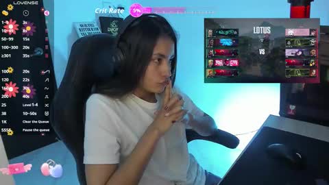 Angie  online show from October 15, 1:39 am