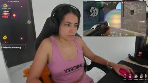 Snapshot of sabrina_chester_02 chatting on July 17, 9:41 pm Angie online show from July 17, 9:41 pm