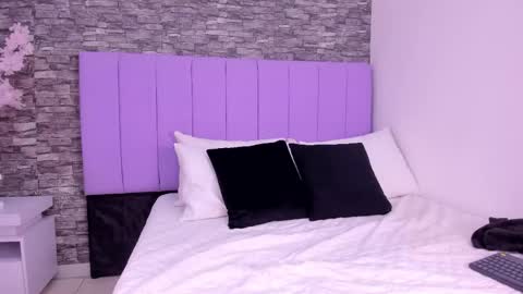 sabrina_f0xx online show from April 30, 6:14 pm