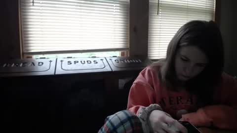 Snapshot of sabrinalexington chatting on September 24, 12:19 pm Sabrina online show from September 24, 12:19 pm