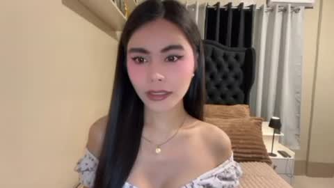 Snapshot of sabrinamadonna54 chatting on June 29, 2:17 pm sabrinamadonna54 online show from June 29, 2:17 pm