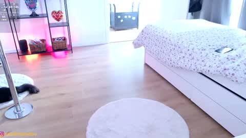 Snapshot of sabrinarose_x chatting on June 29, 4:18 pm Sabrina Rose online show from June 29, 4:18 pm