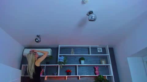 Sabrina online show from February 28, 6:31 pm