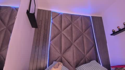 S A B R I N A  online show from September 18, 11:34 am