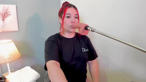 sabrinna  online show from June 2, 6:43 pm