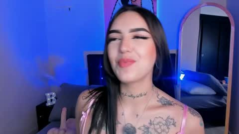 sabrinna online show from April 1, 1:41 pm