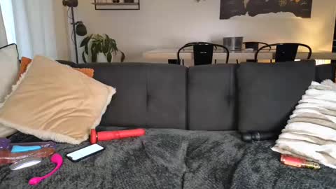 sacha__xx online show from February 18, 4:16 pm