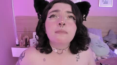 Ig  online show from February 17, 4:48 pm