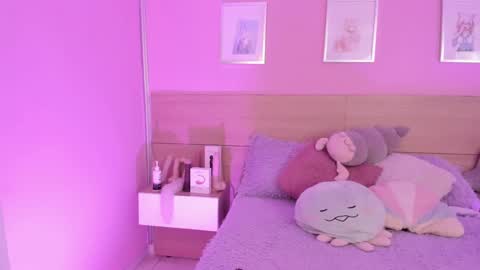 Ig  online show from February 21, 9:43 pm