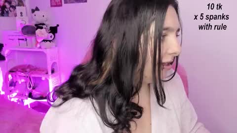 Ig  online show from October 16, 12:28 pm