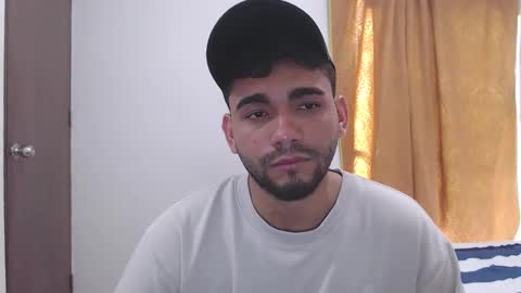 Snapshot of sack_rojas chatting on October 16, 4:41 pm Sack online show from October 16, 4:41 pm