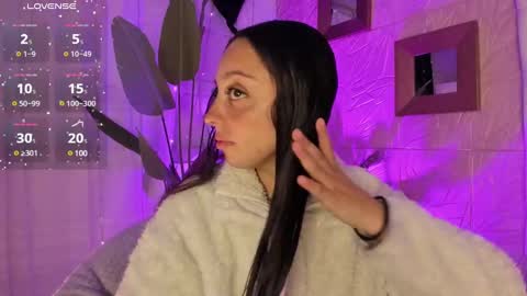 Snapshot of sadashi_moon chatting on February 16, 12:52 am online show from February 16, 12:52 am