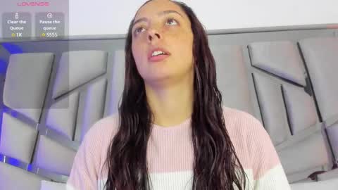 Snapshot of sadashi_moon chatting on March 10, 12:51 am online show from March 10, 12:51 am