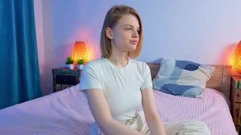 Lilli online show from October 28, 8:29 am