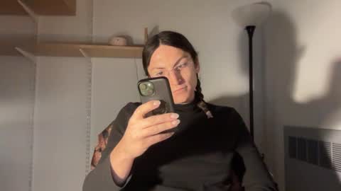 Snapshot of sadie_stars chatting on December 2, 9:50 pm Sadie online show from December 2, 9:50 pm