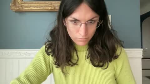 Snapshot of sadie_stars chatting on January 1, 11:51 pm Sadie online show from January 1, 11:51 pm