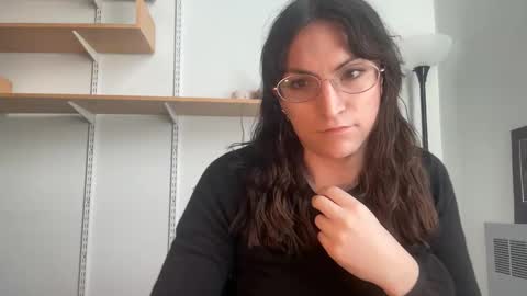 Snapshot of sadie_stars chatting on February 26, 8:11 pm Sadie online show from February 26, 8:11 pm