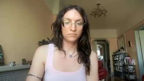 Sadie online show from April 23, 5:04 pm