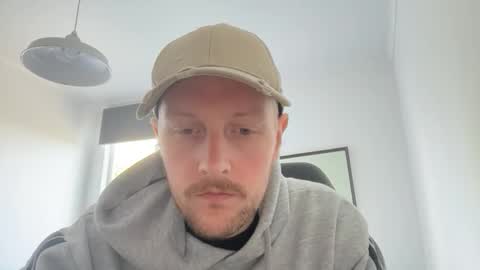 Snapshot of sadisticshrink chatting on October 25, 10:15 pm Sadistic Shrink online show from October 25, 10:15 pm