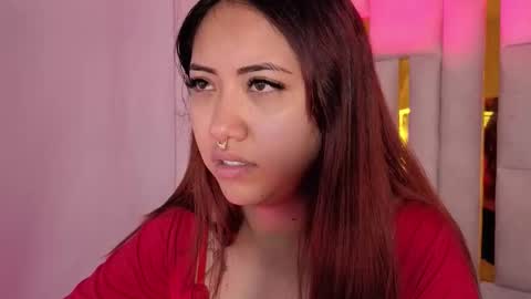 Snapshot of saelivrae chatting on December 18, 11:27 am Cami online show from December 18, 11:27 am