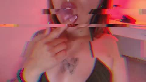 Snapshot of saelivrae chatting on February 7, 6:55 pm Cami online show from February 7, 6:55 pm