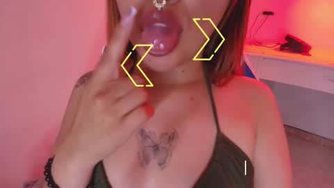 Snapshot of saelivrae chatting on February 14, 6:48 pm Cami online show from February 14, 6:48 pm